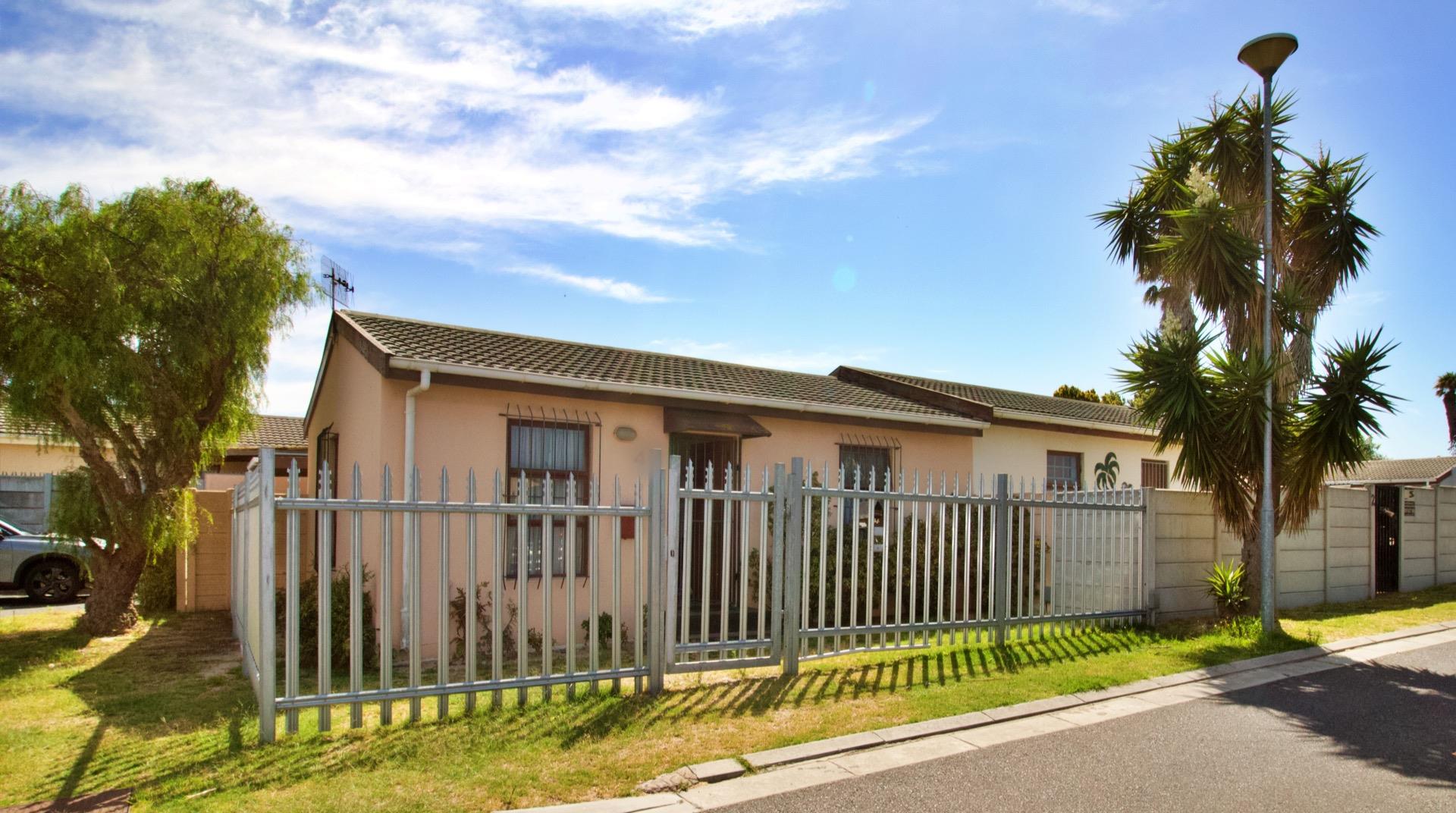2 Bedroom House for Sale - Western Cape