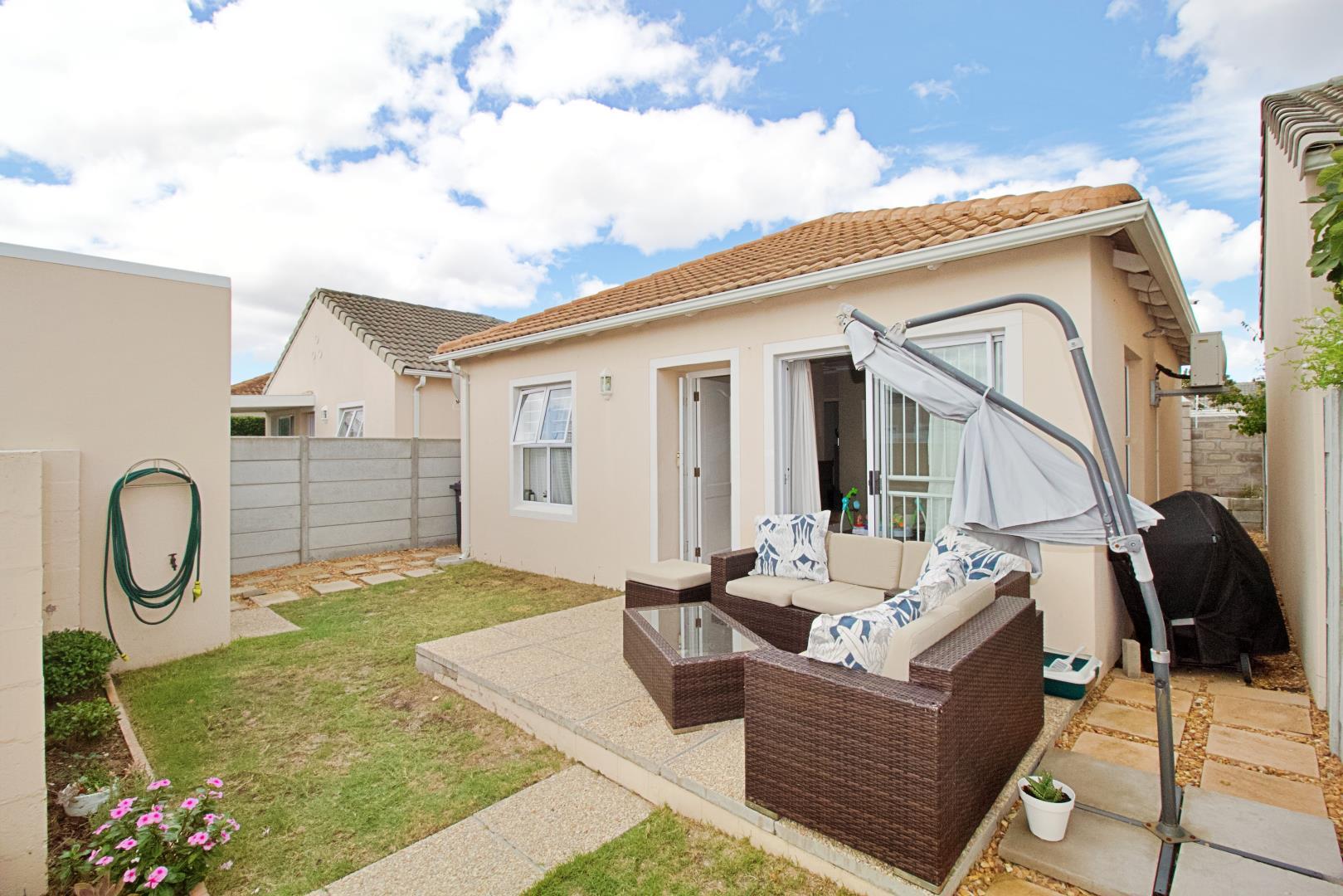2 Bedroom House for Sale - Western Cape
