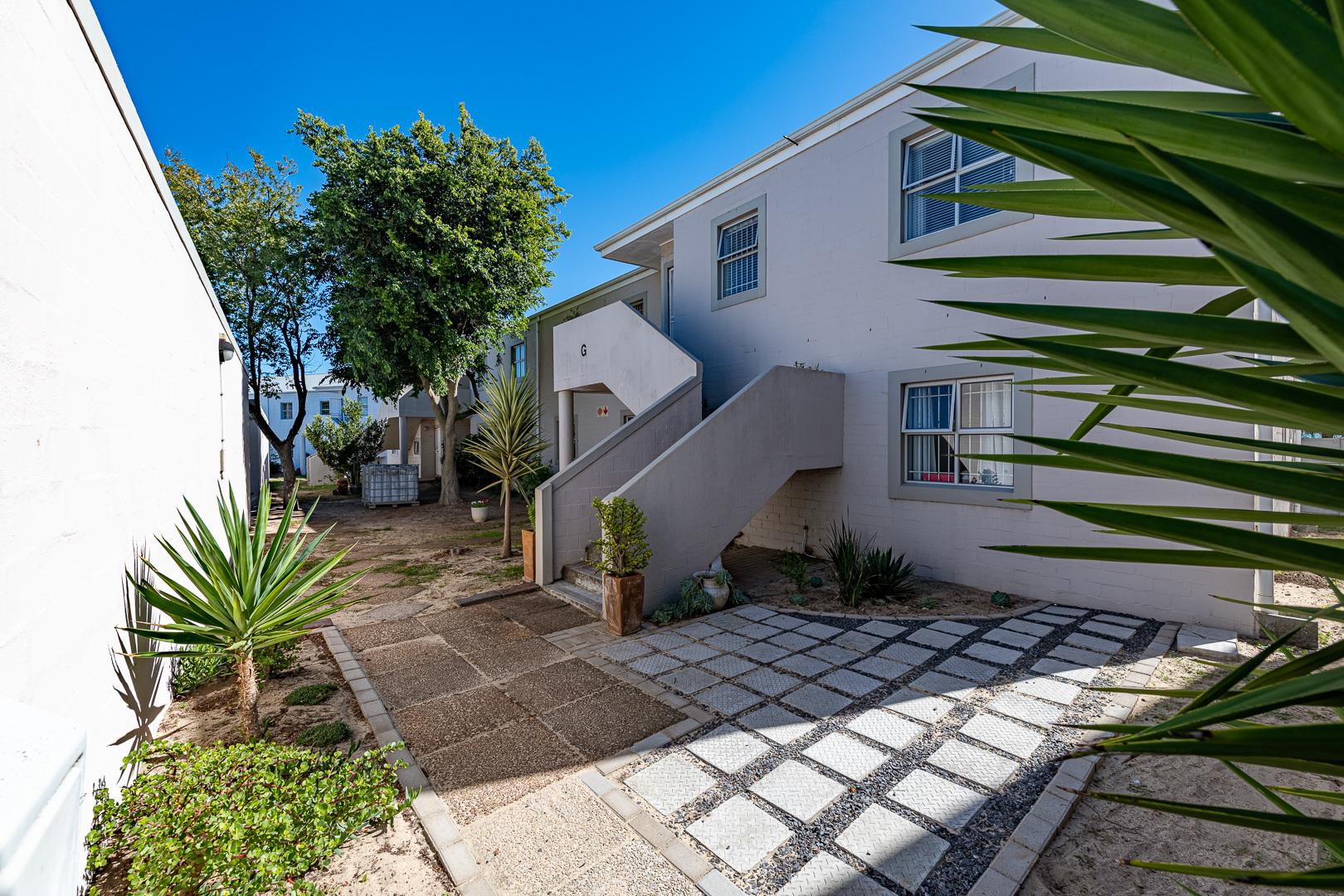 704755_Park_View_Heights_20_9_front.jpg